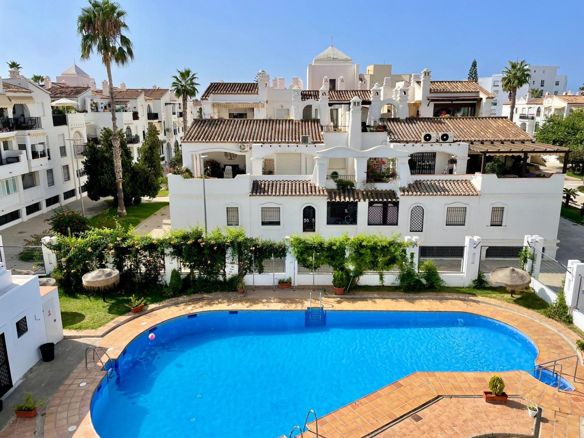 Sofivan Tropical - Pueblo Mediterraneo Мотриль Экстерьер фото
