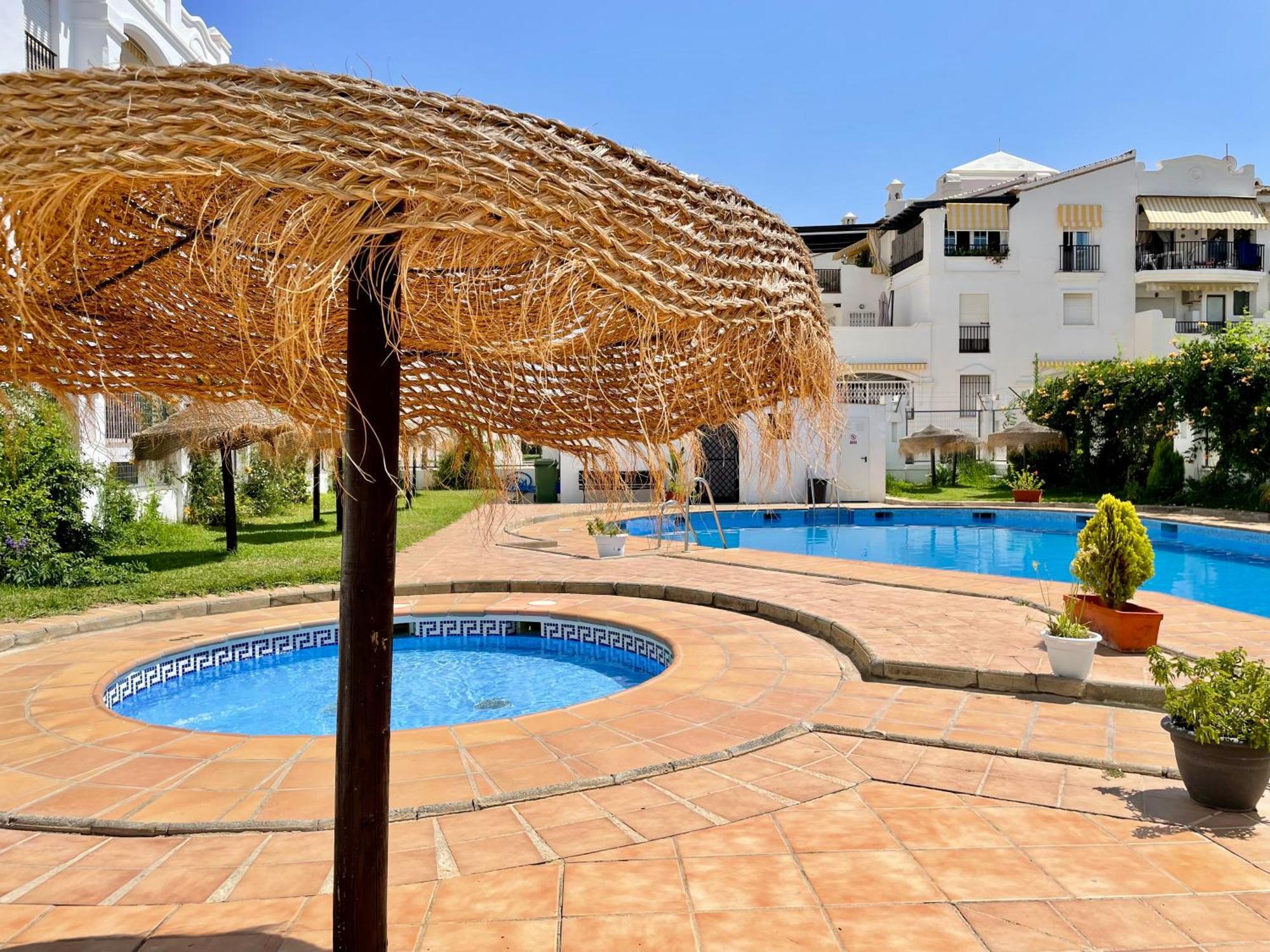 Sofivan Tropical - Pueblo Mediterraneo Мотриль Экстерьер фото